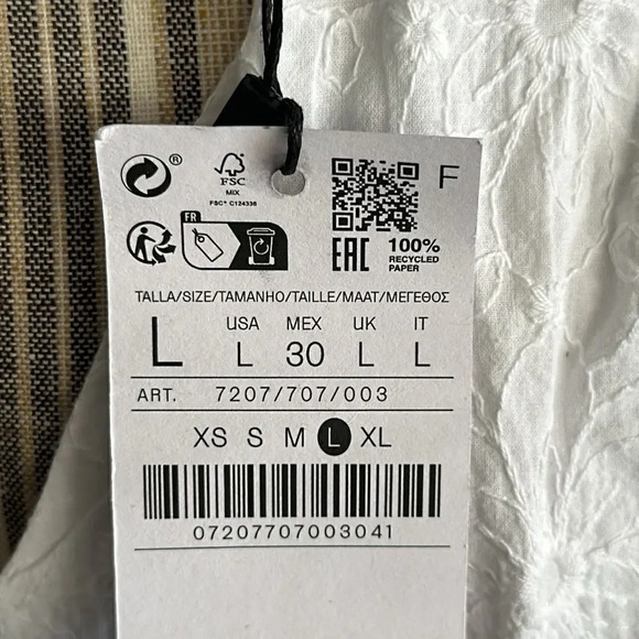 STRADIVARIUS | White | SWISS EMBROIDERY JUMPSUIT - Picture 9 of 10